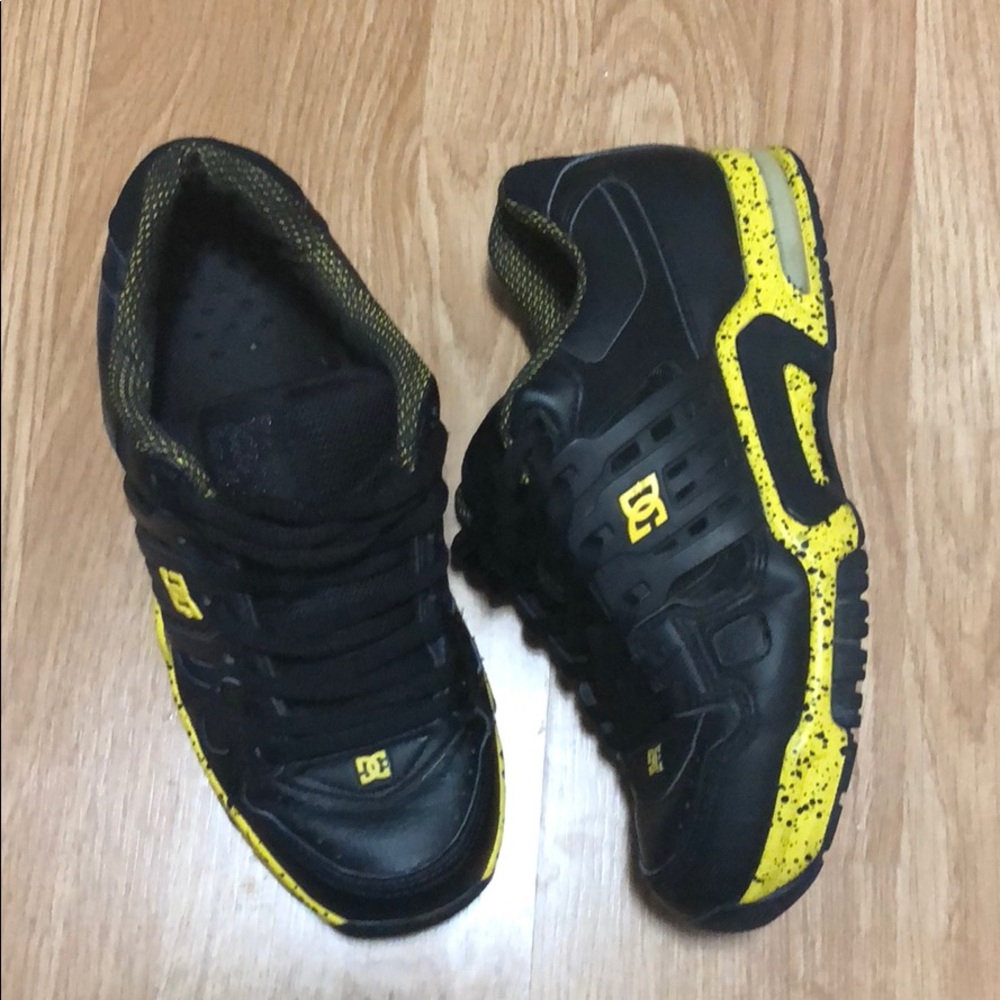 DC AT-2 “Rotten Banana” Sneakers, Size 8.5